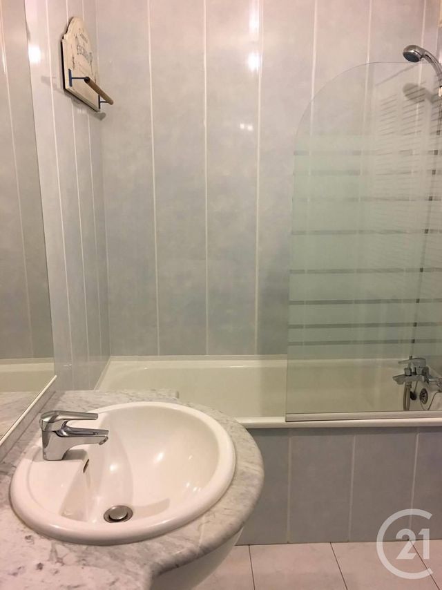 Appartement F2 à louer - 2 pièces - 52.27 m2 - GIF SUR YVETTE - 91 - ILE-DE-FRANCE - Century 21 S.L.P. Immobilier