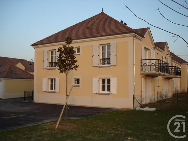 Appartement F3 à louer - 3 pièces - 67.33 m2 - ST AUBIN - 91 - ILE-DE-FRANCE - Century 21 S.L.P. Immobilier