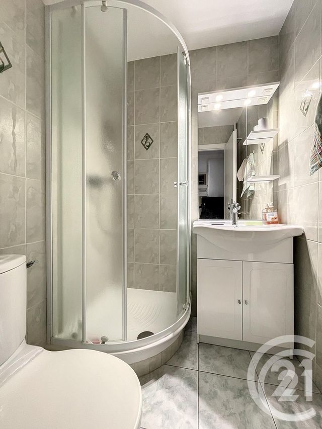 Appartement Chambre à louer - 1 pièce - 13.04 m2 - VERSAILLES - 78 - ILE-DE-FRANCE - Century 21 S.L.P. Immobilier