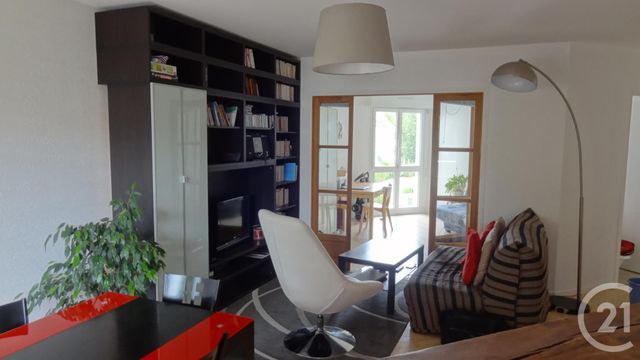 Appartement F3 à louer - 3 pièces - 72.43 m2 - BURES SUR YVETTE - 91 - ILE-DE-FRANCE - Century 21 S.L.P. Immobilier