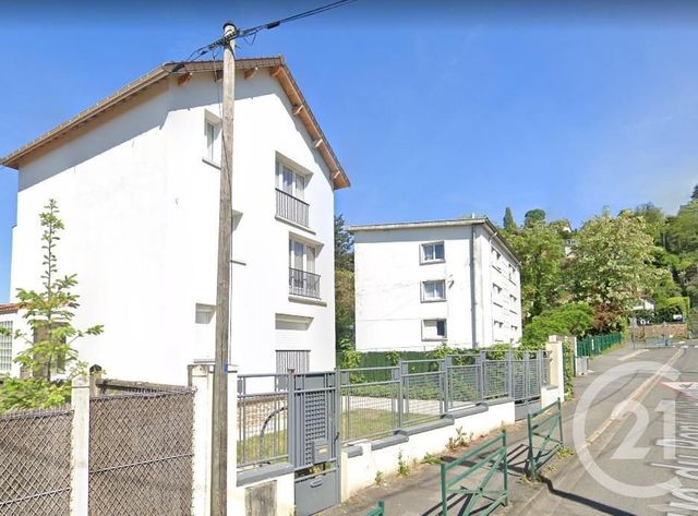 Appartement F3 à louer - 3 pièces - 46.03 m2 - ORSAY - 91 - ILE-DE-FRANCE - Century 21 S.L.P. Immobilier