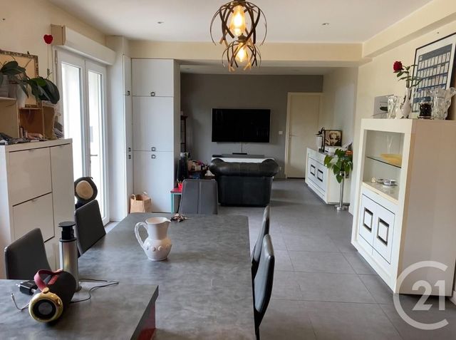 Appartement F3 à louer - 3 pièces - 67.9 m2 - ORSAY - 91 - ILE-DE-FRANCE - Century 21 S.L.P. Immobilier