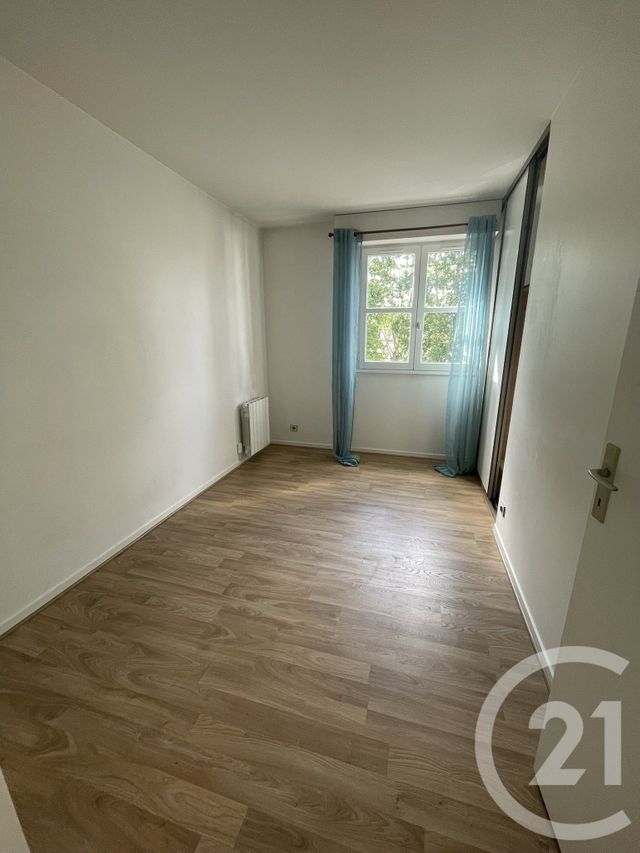 Appartement F3 à louer - 3 pièces - 68.54 m2 - GIF SUR YVETTE - 91 - ILE-DE-FRANCE - Century 21 S.L.P. Immobilier
