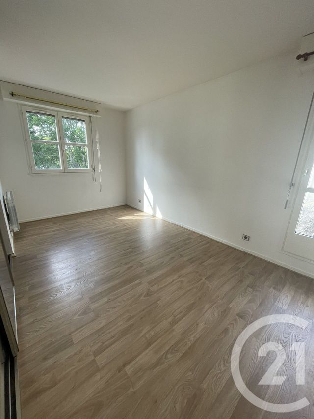 Appartement F3 à louer - 3 pièces - 68.54 m2 - GIF SUR YVETTE - 91 - ILE-DE-FRANCE - Century 21 S.L.P. Immobilier