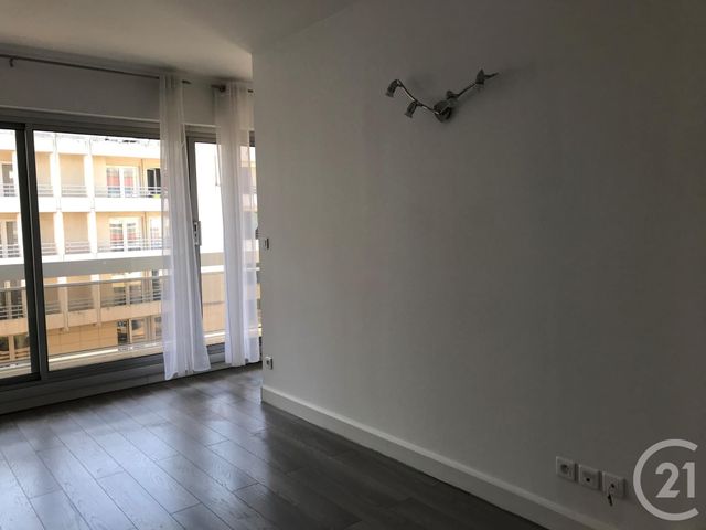 Appartement F2 à louer - 2 pièces - 40.47 m2 - SCEAUX - 92 - ILE-DE-FRANCE - Century 21 S.L.P. Immobilier