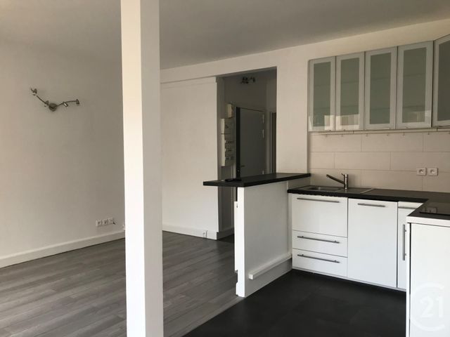 Appartement F2 à louer - 2 pièces - 40.47 m2 - SCEAUX - 92 - ILE-DE-FRANCE - Century 21 S.L.P. Immobilier