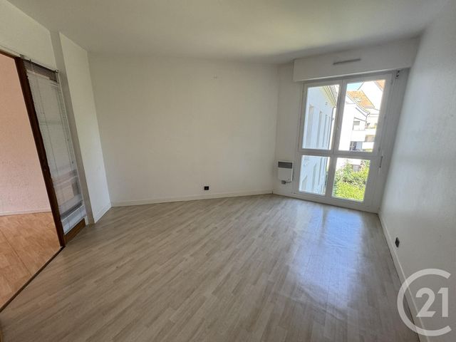 Appartement F3 à vendre - 3 pièces - 73.0 m2 - BURES SUR YVETTE - 91 - ILE-DE-FRANCE - Century 21 S.L.P. Immobilier