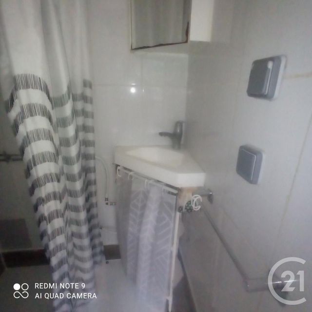 Appartement Studio à louer - 1 pièce - 12.03 m2 - NOISY LE ROI - 78 - ILE-DE-FRANCE - Century 21 S.L.P. Immobilier
