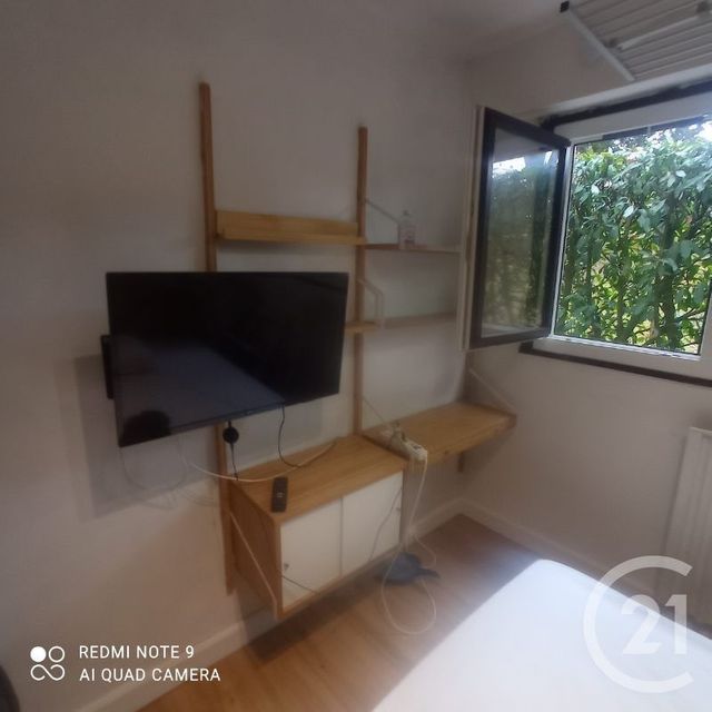 Appartement Studio à louer - 1 pièce - 12.03 m2 - NOISY LE ROI - 78 - ILE-DE-FRANCE - Century 21 S.L.P. Immobilier
