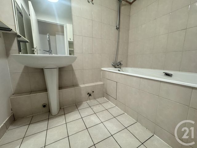 Appartement F3 à vendre - 3 pièces - 81.45 m2 - CHATILLON - 92 - ILE-DE-FRANCE - Century 21 S.L.P. Immobilier