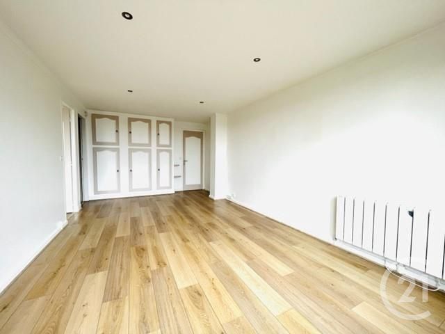 Appartement F2 à louer - 2 pièces - 48.61 m2 - ORSAY - 91 - ILE-DE-FRANCE - Century 21 S.L.P. Immobilier