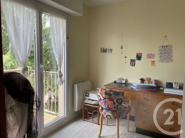 Appartement F4 à louer - 4 pièces - 79.2 m2 - GIF SUR YVETTE - 91 - ILE-DE-FRANCE - Century 21 S.L.P. Immobilier