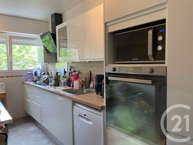 Appartement F4 à louer - 4 pièces - 79.2 m2 - GIF SUR YVETTE - 91 - ILE-DE-FRANCE - Century 21 S.L.P. Immobilier