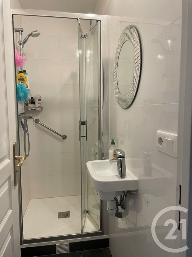 Appartement F4 à louer - 4 pièces - 79.2 m2 - GIF SUR YVETTE - 91 - ILE-DE-FRANCE - Century 21 S.L.P. Immobilier