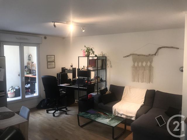 Appartement F2 à louer - 2 pièces - 50.16 m2 - ORSAY - 91 - ILE-DE-FRANCE - Century 21 S.L.P. Immobilier