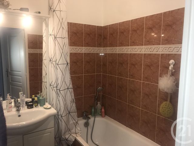 Appartement F2 à louer - 2 pièces - 50.16 m2 - ORSAY - 91 - ILE-DE-FRANCE - Century 21 S.L.P. Immobilier
