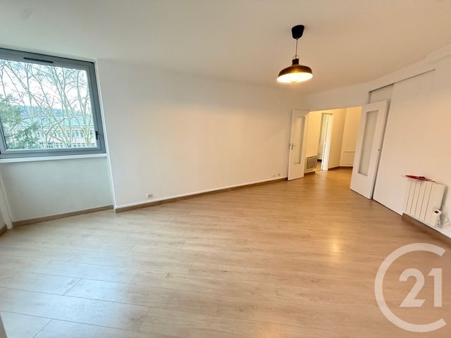 Appartement F2 à louer - 2 pièces - 52.45 m2 - GIF SUR YVETTE - 91 - ILE-DE-FRANCE - Century 21 S.L.P. Immobilier