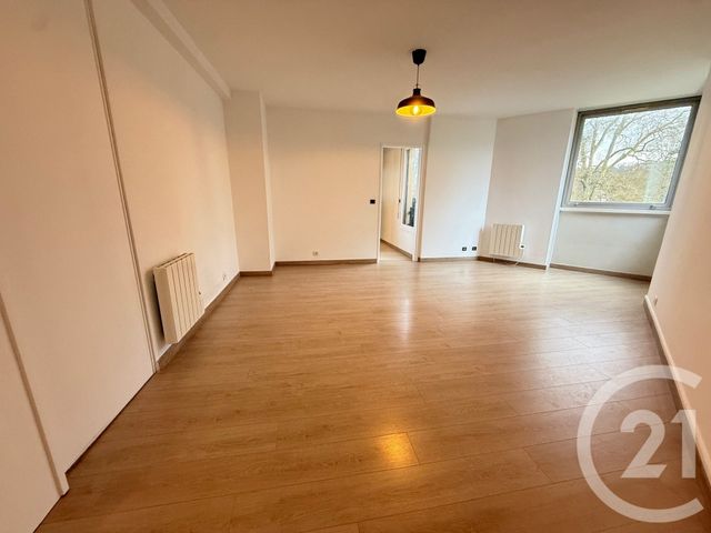 Appartement F2 à louer - 2 pièces - 52.45 m2 - GIF SUR YVETTE - 91 - ILE-DE-FRANCE - Century 21 S.L.P. Immobilier