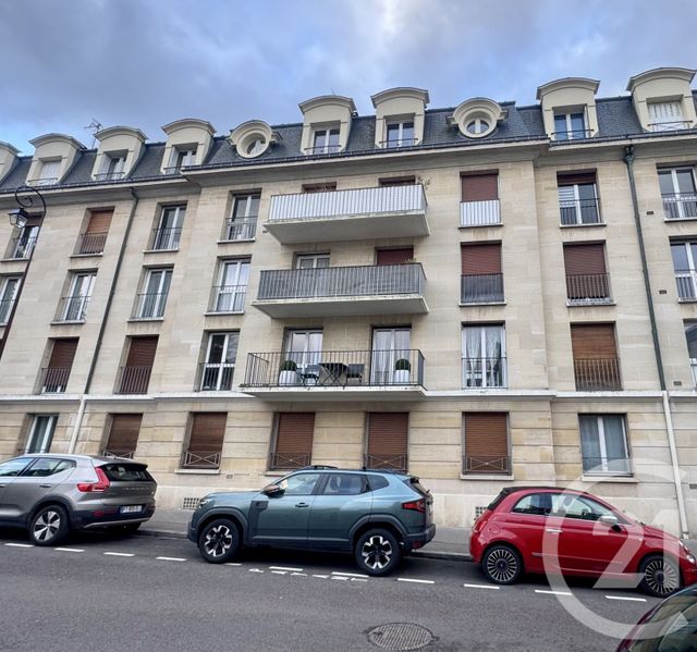 Appartement F2 à louer - 2 pièces - 40.98 m2 - VERSAILLES - 78 - ILE-DE-FRANCE - Century 21 S.L.P. Immobilier