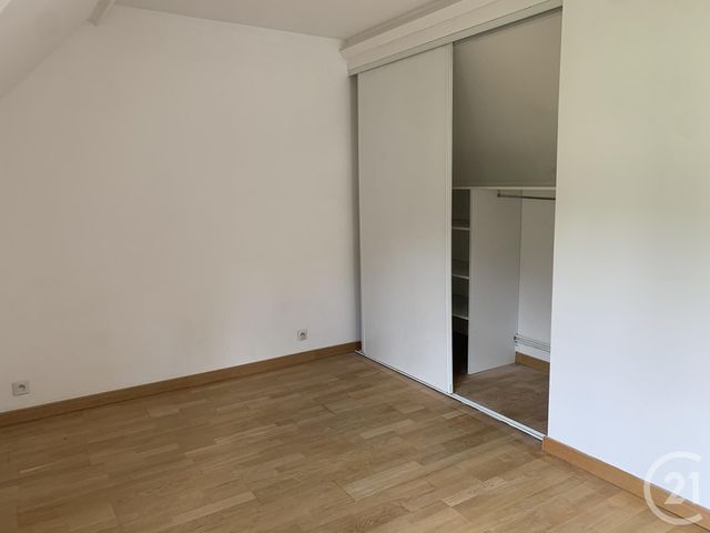 Appartement F2 à louer - 2 pièces - 42.16 m2 - ST REMY LES CHEVREUSE - 78 - ILE-DE-FRANCE - Century 21 S.L.P. Immobilier