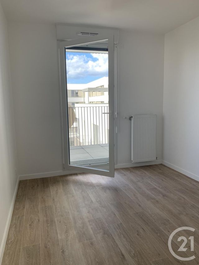 Appartement F4 à louer - 4 pièces - 73.84 m2 - GIF SUR YVETTE - 91 - ILE-DE-FRANCE - Century 21 S.L.P. Immobilier