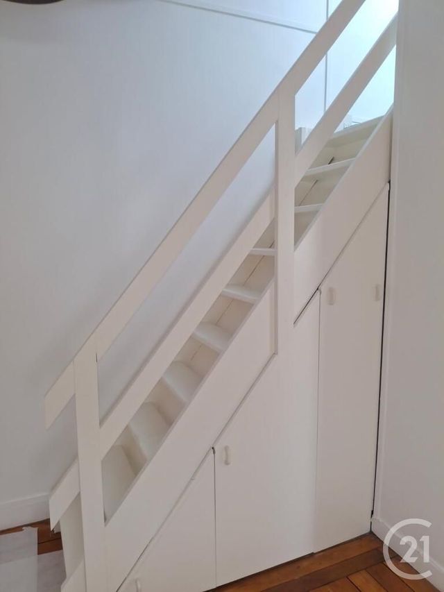 Appartement F2 bis à louer - 2 pièces - 29.84 m2 - VERSAILLES - 78 - ILE-DE-FRANCE - Century 21 S.L.P. Immobilier