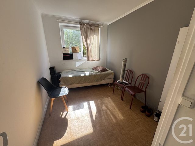 Appartement à vendre - 4 pièces - 66.0 m2 - VERSAILLES - 78 - ILE-DE-FRANCE - Century 21 S.L.P. Immobilier