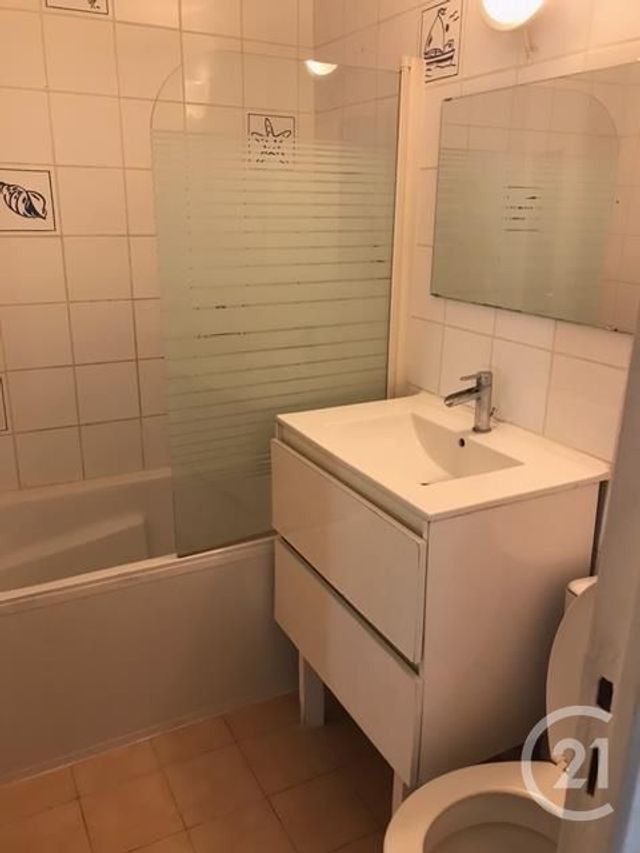 Appartement Duplex à louer - 2 pièces - 35.67 m2 - GOMETZ LE CHATEL - 91 - ILE-DE-FRANCE - Century 21 S.L.P. Immobilier