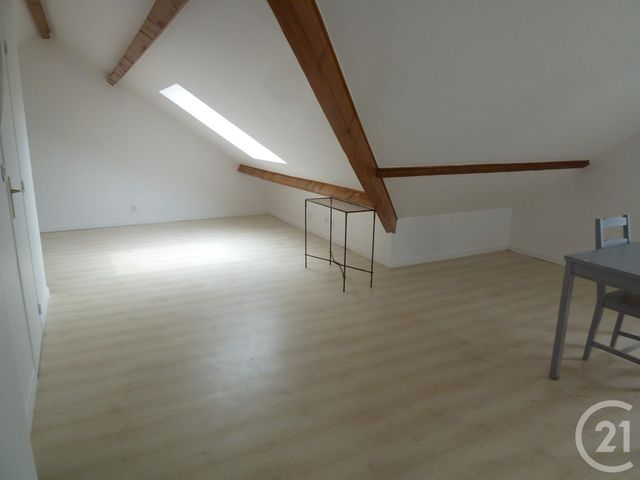 Appartement F2 à louer - 2 pièces - 26.58 m2 - GIF SUR YVETTE - 91 - ILE-DE-FRANCE - Century 21 S.L.P. Immobilier