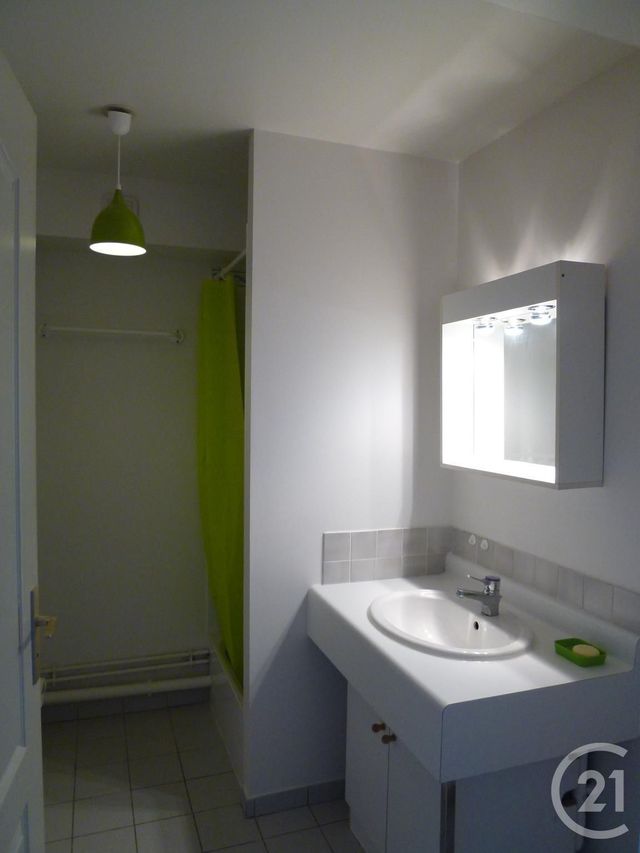 Appartement Studio à louer - 1 pièce - 23.09 m2 - GIF SUR YVETTE - 91 - ILE-DE-FRANCE - Century 21 S.L.P. Immobilier