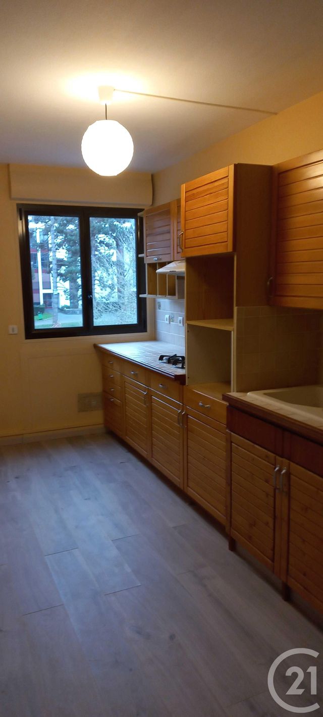 Appartement F3 à louer - 3 pièces - 60.64 m2 - GIF SUR YVETTE - 91 - ILE-DE-FRANCE - Century 21 S.L.P. Immobilier