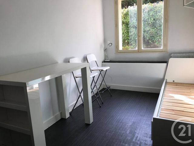 Appartement Studio à louer - 1 pièce - 15.32 m2 - VERSAILLES - 78 - ILE-DE-FRANCE - Century 21 S.L.P. Immobilier