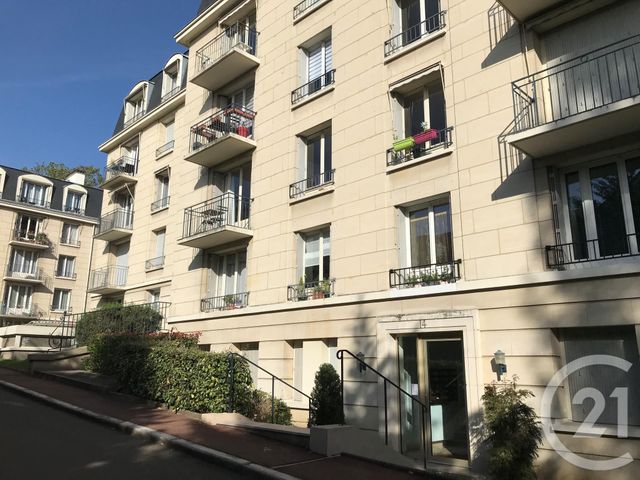Appartement Studio à louer - 1 pièce - 15.32 m2 - VERSAILLES - 78 - ILE-DE-FRANCE - Century 21 S.L.P. Immobilier