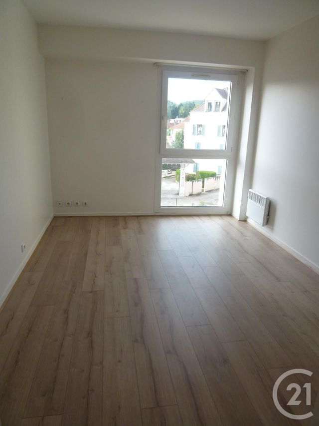 Appartement Studio à louer GIF SUR YVETTE