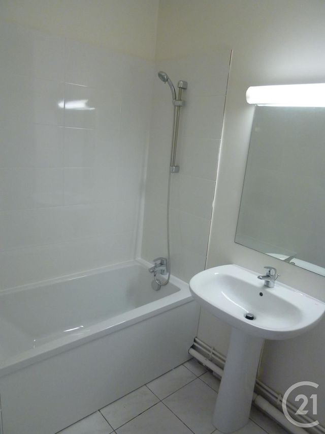 Appartement Studio à louer - 1 pièce - 18.65 m2 - GIF SUR YVETTE - 91 - ILE-DE-FRANCE - Century 21 S.L.P. Immobilier