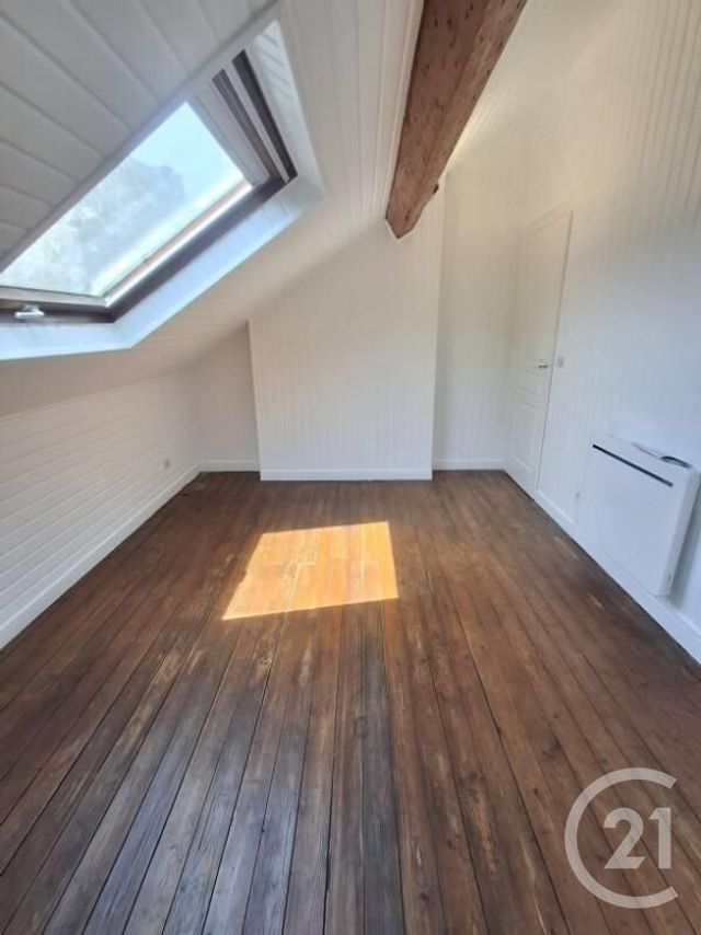 Appartement F2 bis à louer - 2 pièces - 29.84 m2 - VERSAILLES - 78 - ILE-DE-FRANCE - Century 21 S.L.P. Immobilier