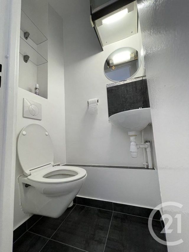 Appartement F2 à louer - 2 pièces - 45.72 m2 - CHAVILLE - 92 - ILE-DE-FRANCE - Century 21 S.L.P. Immobilier