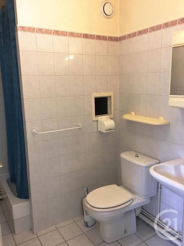 Appartement Studio à louer - 1 pièce - 27.97 m2 - GIF SUR YVETTE - 91 - ILE-DE-FRANCE - Century 21 S.L.P. Immobilier