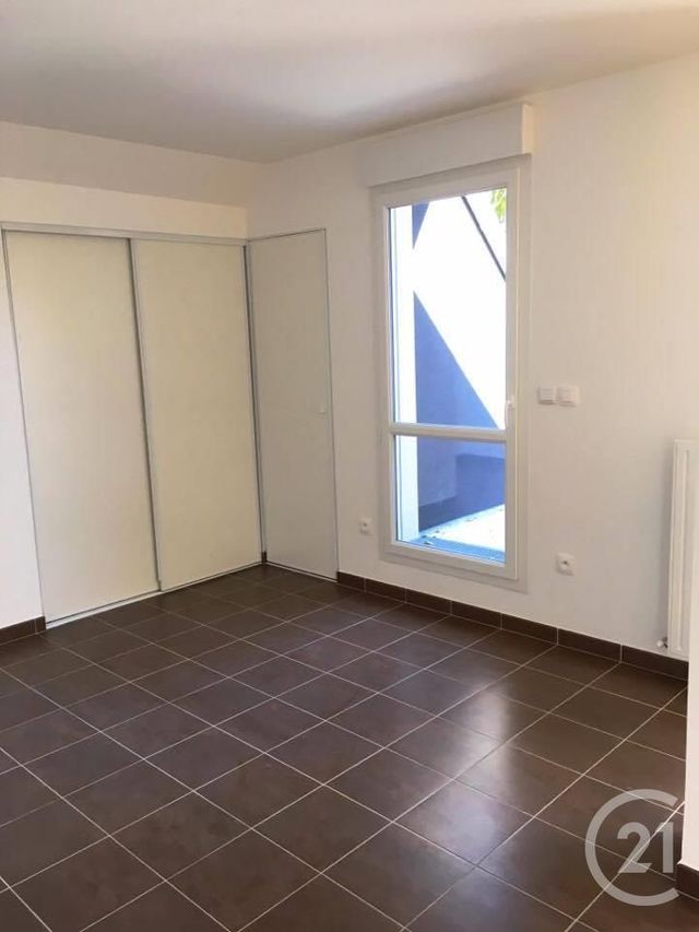 Appartement F4 à louer - 4 pièces - 80.13 m2 - BURES SUR YVETTE - 91 - ILE-DE-FRANCE - Century 21 S.L.P. Immobilier