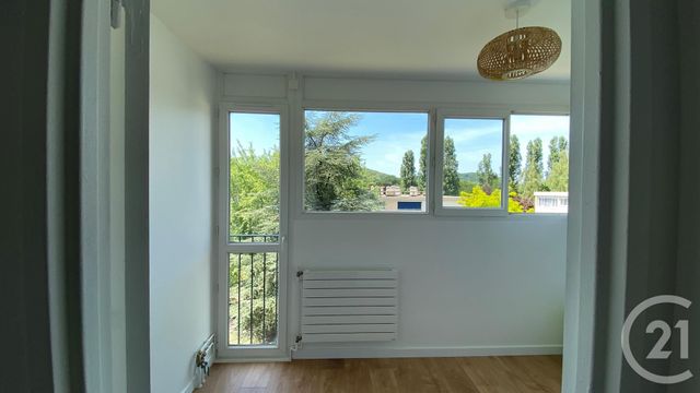 Appartement F1 à louer - 1 pièce - 34.02 m2 - GIF SUR YVETTE - 91 - ILE-DE-FRANCE - Century 21 S.L.P. Immobilier