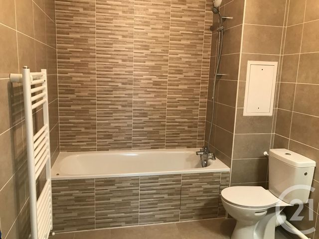 Appartement F2 à louer - 2 pièces - 42.8 m2 - GIF SUR YVETTE - 91 - ILE-DE-FRANCE - Century 21 S.L.P. Immobilier
