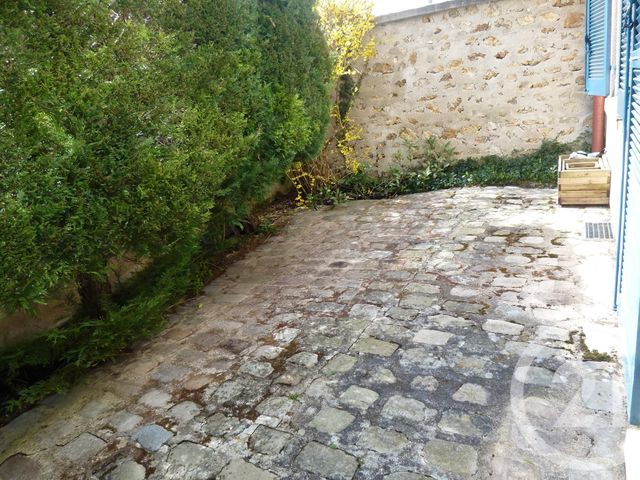 Appartement F2 à louer - 2 pièces - 38.3 m2 - GIF SUR YVETTE - 91 - ILE-DE-FRANCE - Century 21 S.L.P. Immobilier