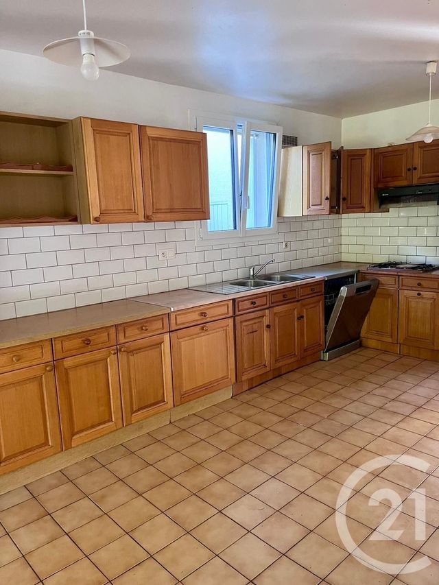 maison à louer - 5 pièces - 109.84 m2 - ST REMY LES CHEVREUSE - 78 - ILE-DE-FRANCE - Century 21 S.L.P. Immobilier