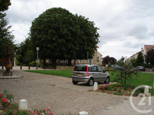 Appartement Studio à louer - 1 pièce - 21.78 m2 - ST AUBIN - 91 - ILE-DE-FRANCE - Century 21 S.L.P. Immobilier