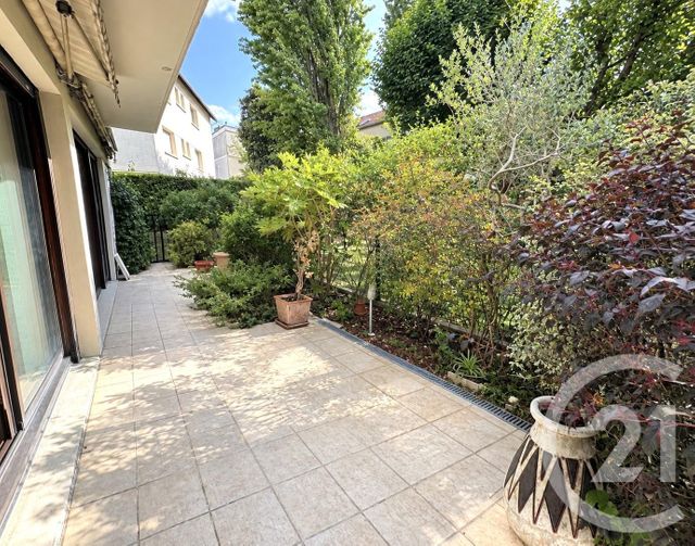 Appartement F3 à vendre - 3 pièces - 67.97 m2 - SCEAUX - 92 - ILE-DE-FRANCE - Century 21 S.L.P. Immobilier