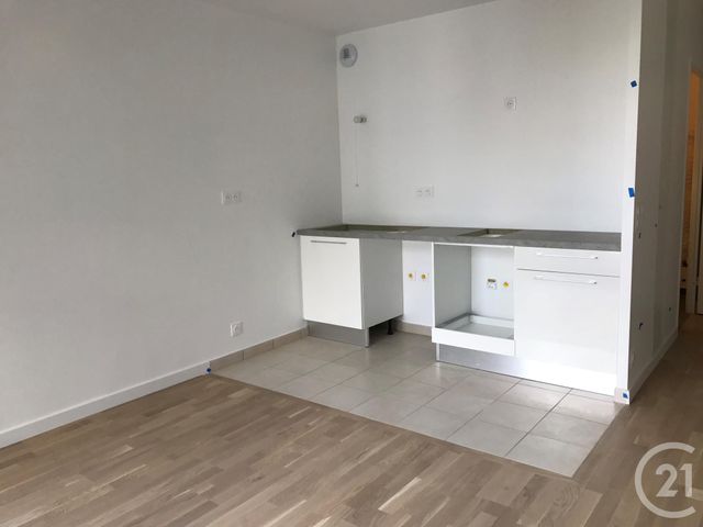 Appartement F1 à louer - 1 pièce - 27.44 m2 - GIF SUR YVETTE - 91 - ILE-DE-FRANCE - Century 21 S.L.P. Immobilier