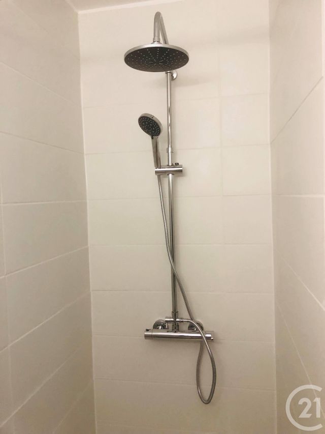 Appartement F1 à louer - 1 pièce - 39.33 m2 - GIF SUR YVETTE - 91 - ILE-DE-FRANCE - Century 21 S.L.P. Immobilier