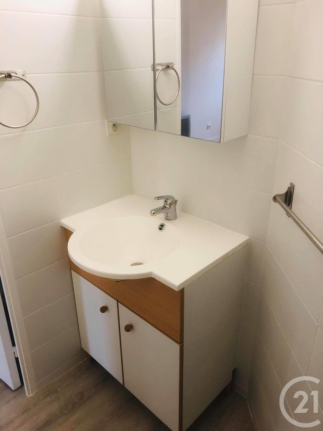 Appartement F1 à louer - 1 pièce - 39.33 m2 - GIF SUR YVETTE - 91 - ILE-DE-FRANCE - Century 21 S.L.P. Immobilier